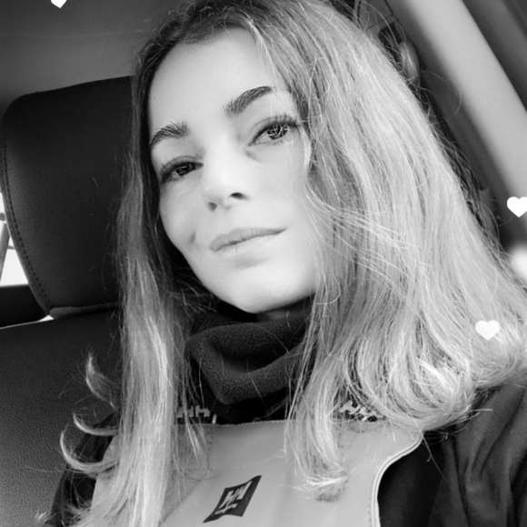 Hi, I'm Dani! - Picture 2 of 2